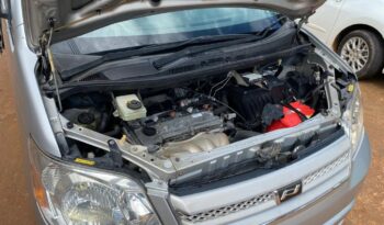 
										Toyota Noah full									