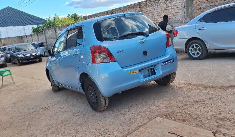 
								TOYOTA VITZ full									